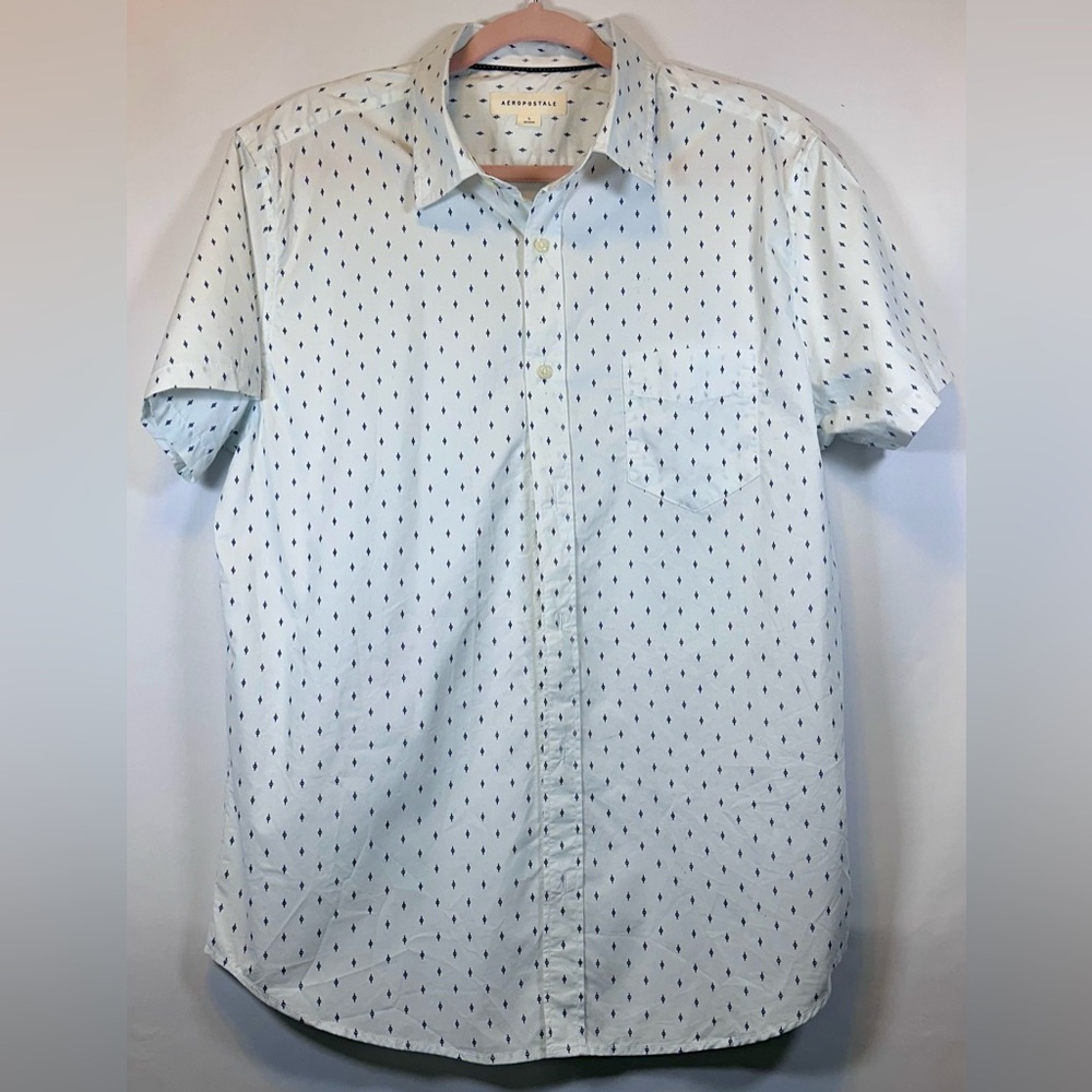 Aeropostale White and Black Casual Button Down Shirt